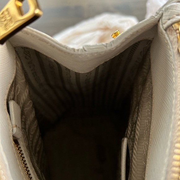 PRADA Galleria authentic Saffiano Leather Tote bag - Picture 12 of 16